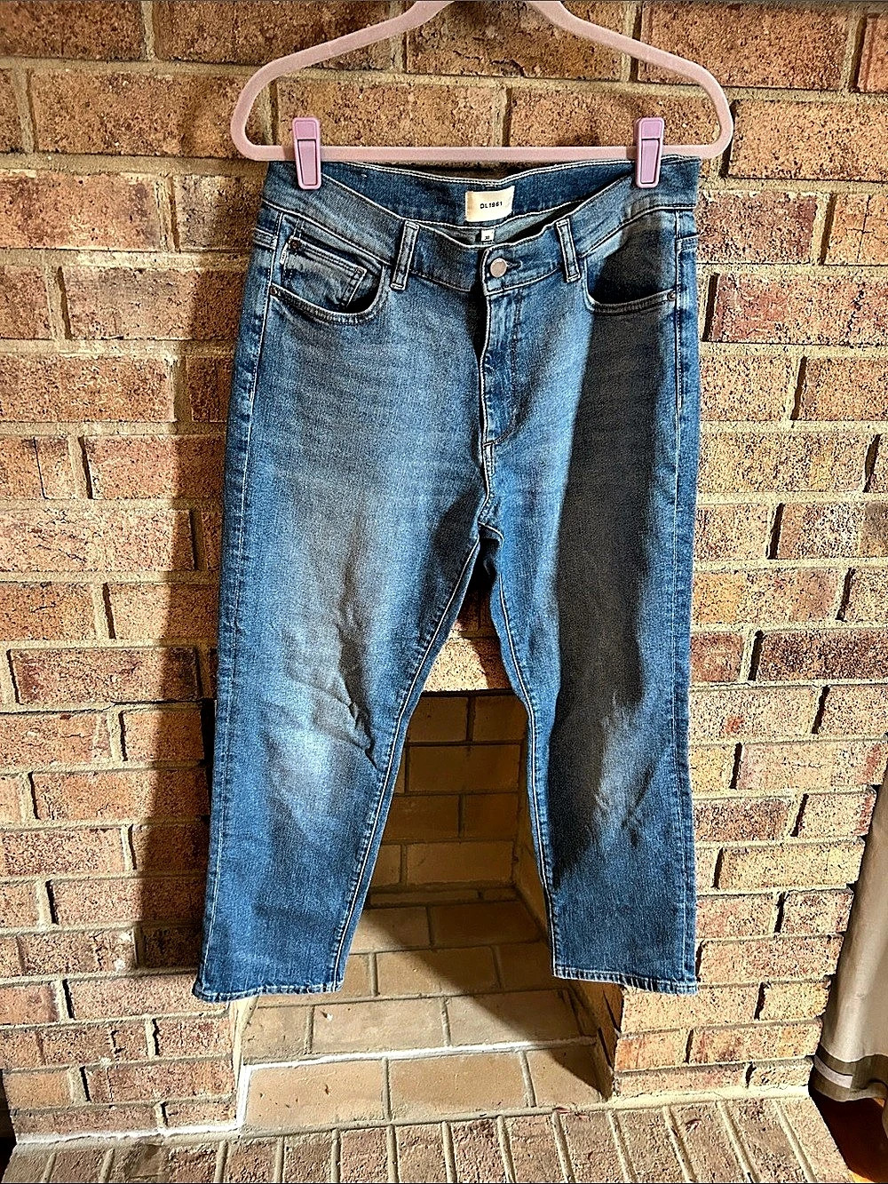 DL1961 straight leg cigarette Jeans Blue Waist 30